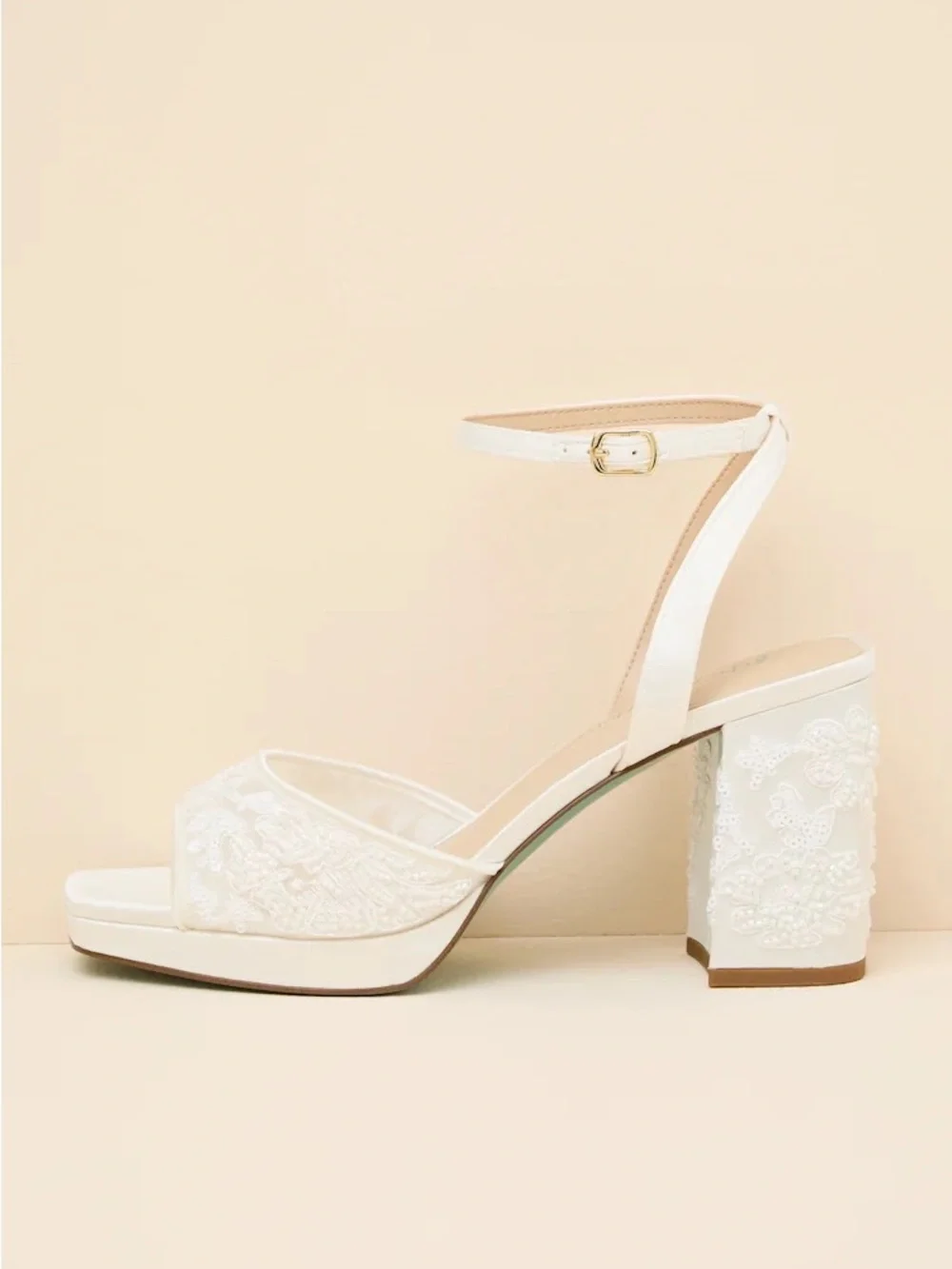 NEW BETSEY JOHNSON JUNIE IVORY BEADED PLATFORM SANDALS IVORY WHITE 8